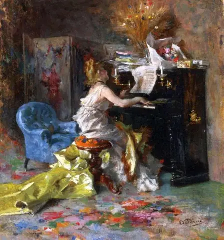 mujer en un piano