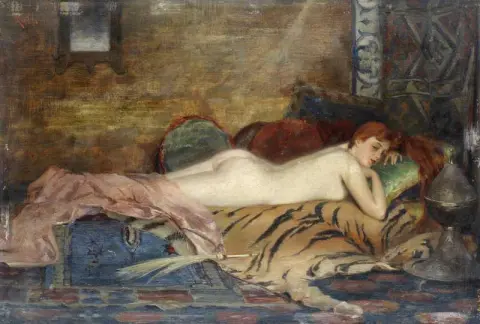 Nudo sdraiato