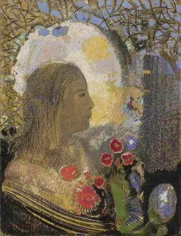 Donna Fertile In Fiori